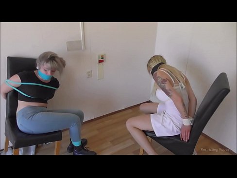 ❤️ Verslaafd / vastgebonden en de mond gesnoerd / jonkvrouw in nood Sluts at nl.pornokey.ru ❤
